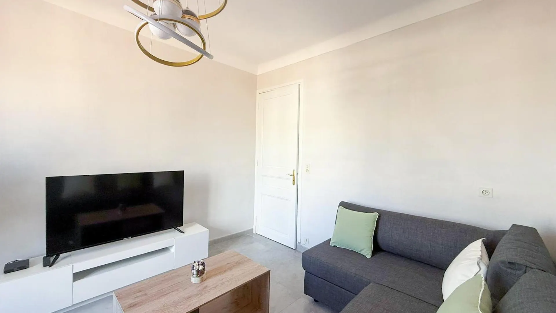 One Bedroom Cozy Apartment In Suquet - Cannes
